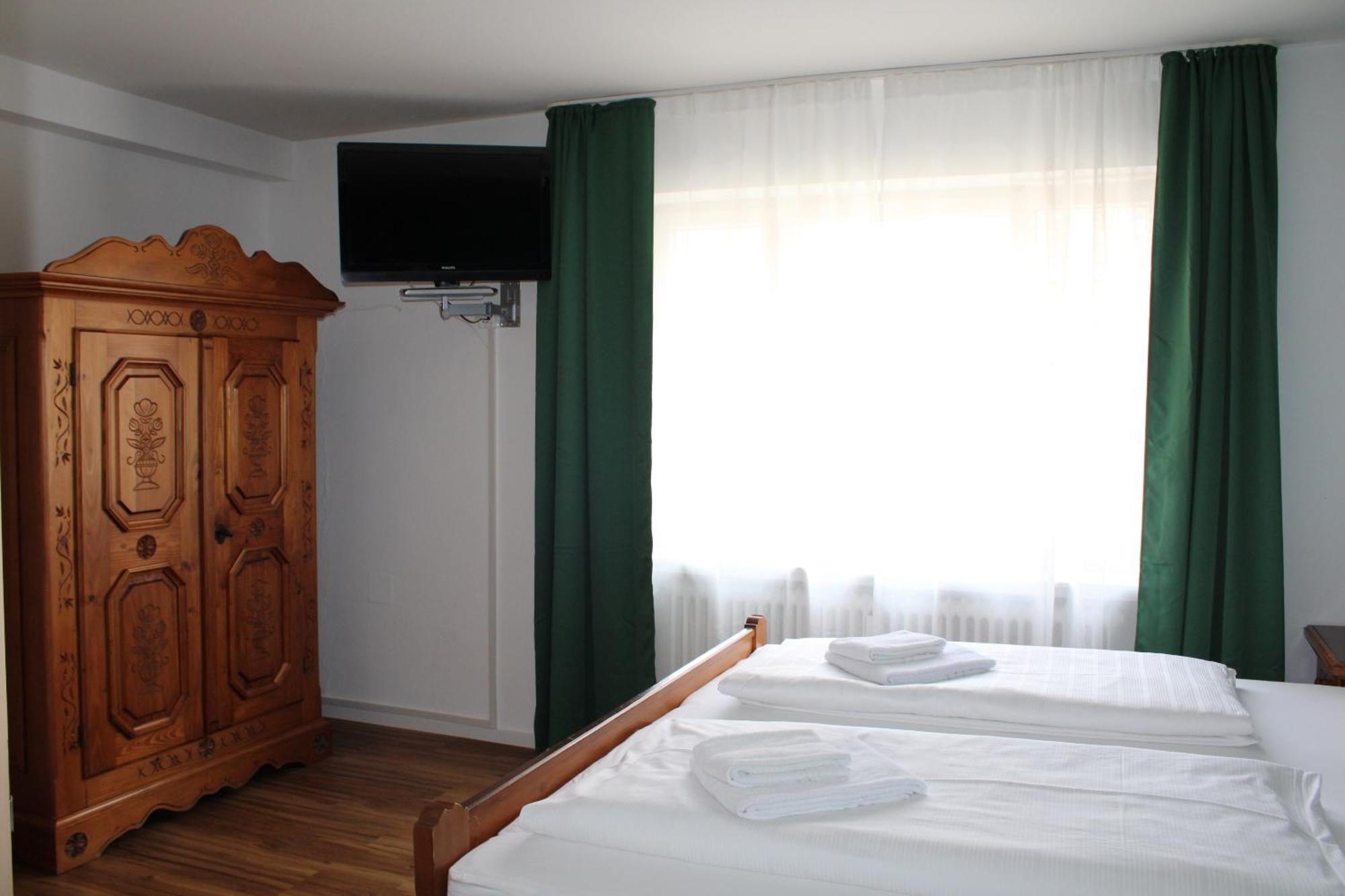 Gasthof Wolferstetter Vilshofen an der Donau Rum bild